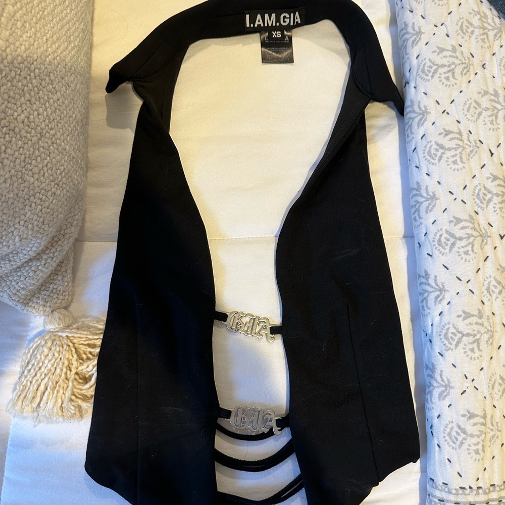 I.AM.GIA black top